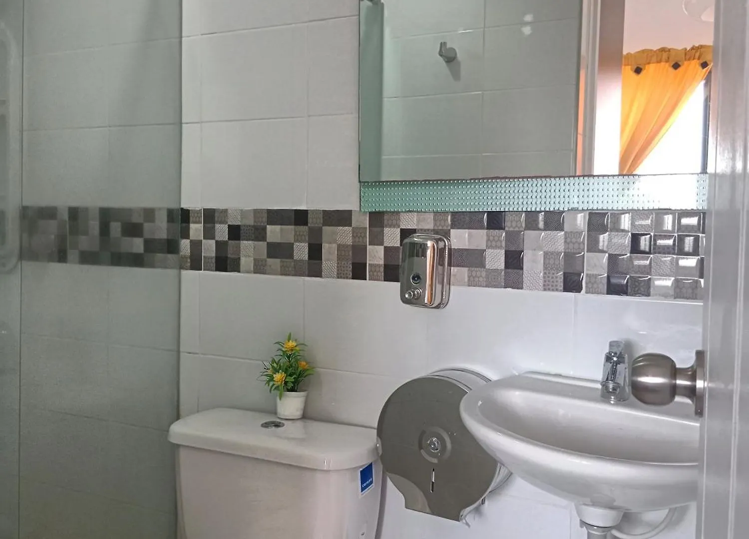 Mi Terruno Nh- Fantastico Apartamento - Piscina, Parqueadero, Santa Marta, Cerca Playa Bello Horizonte アパート